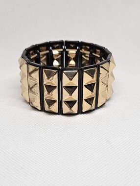 Gold Studded Stretch Bracelet Black Enamel Pyramid Link Bold